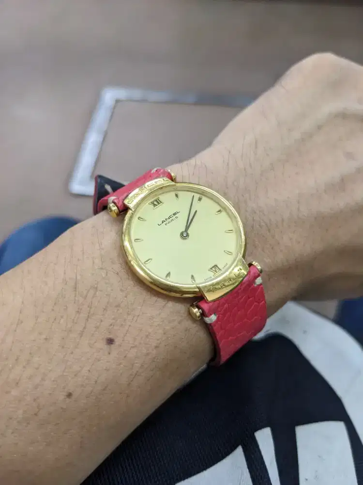 jam tangan lancel Paris, Swiss Made