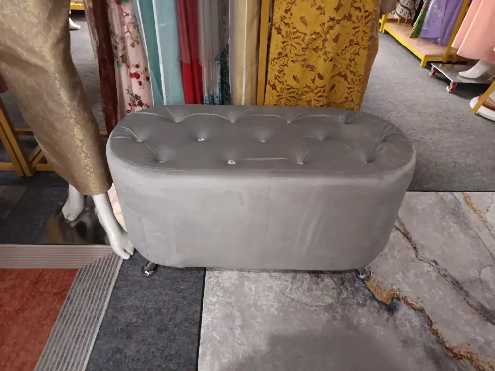 Sofa dan dua Stoll