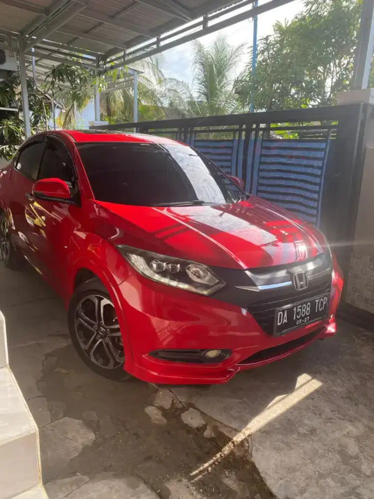 Honda HRV Pristige 1.8 RS Automatic 2015