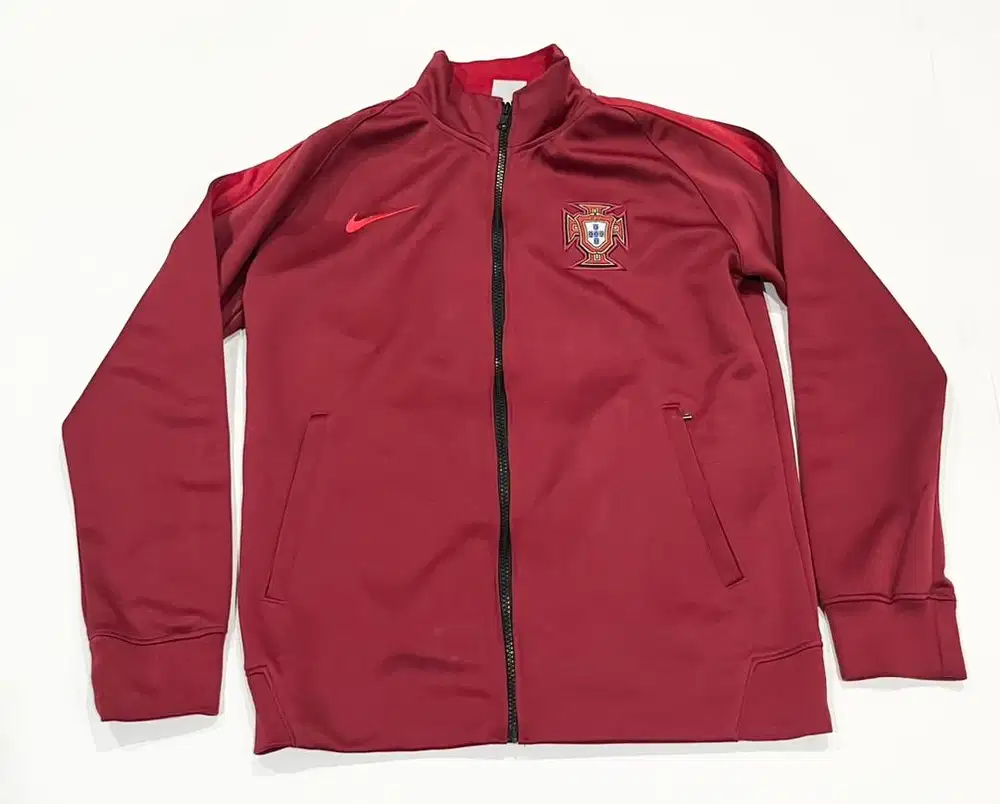 Jaket Tracktop Portugal Nike Maroon