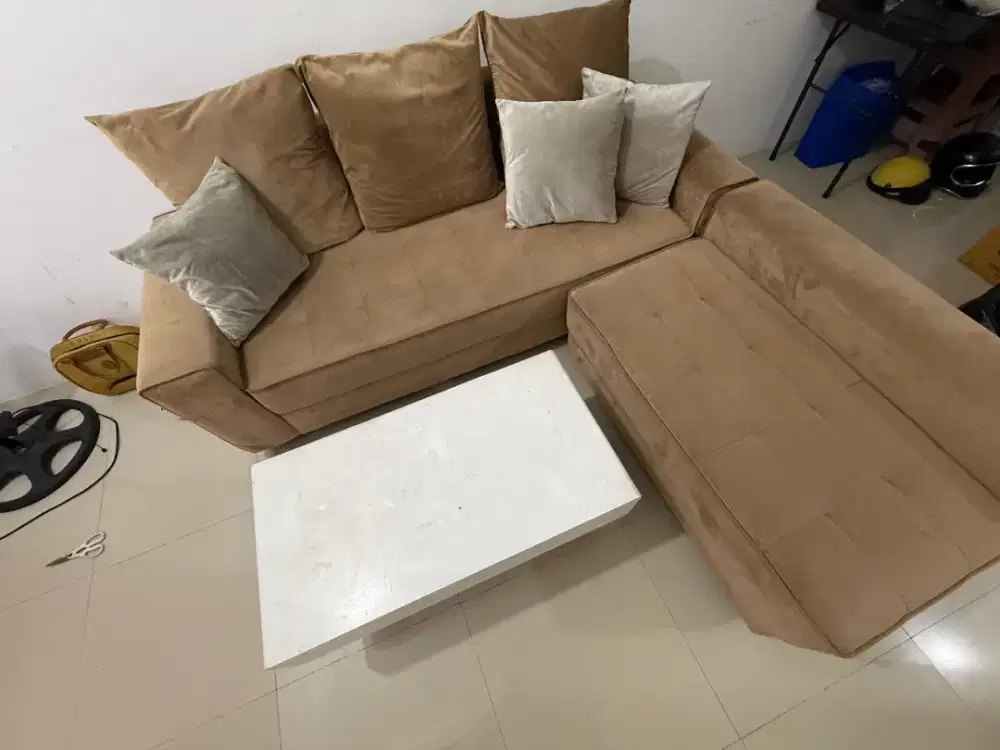 Sofa L Bludru Coklat