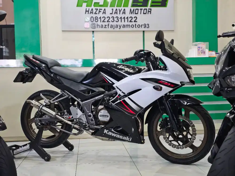 Kawasaki Ninja 150 RR 2015