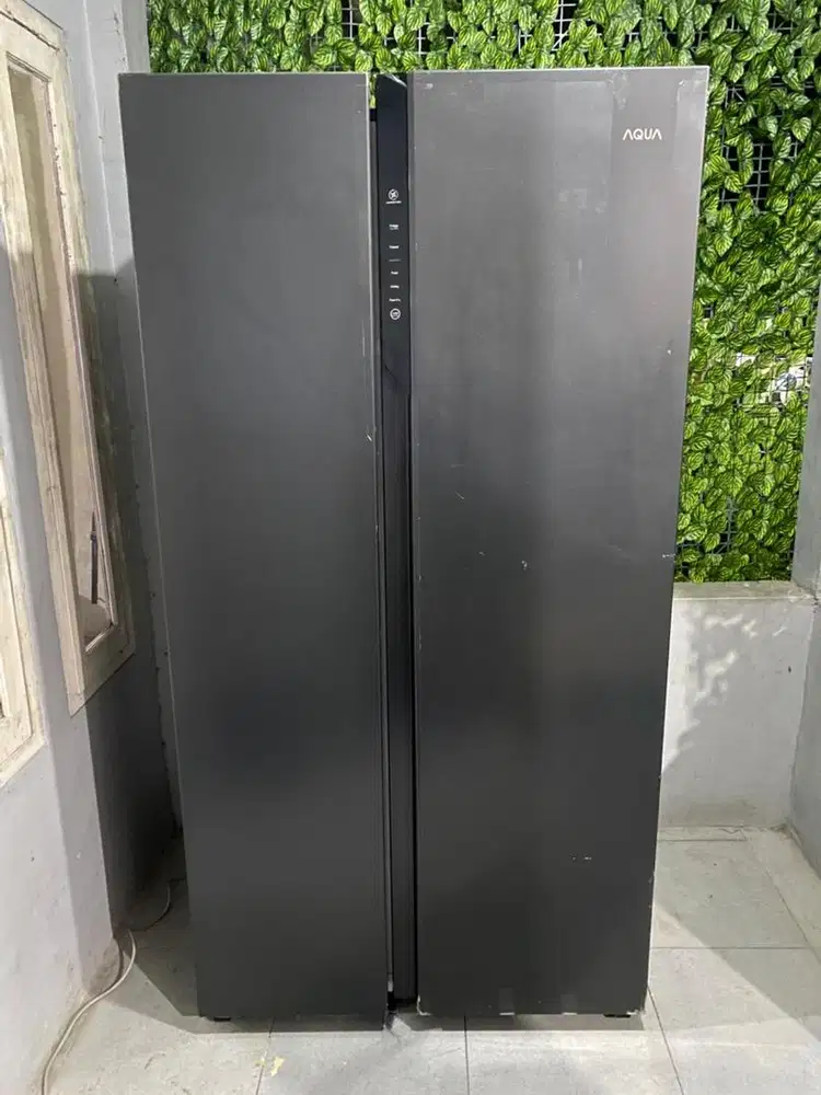 Aqua kulkas sade by sade inverter 550 liter like new