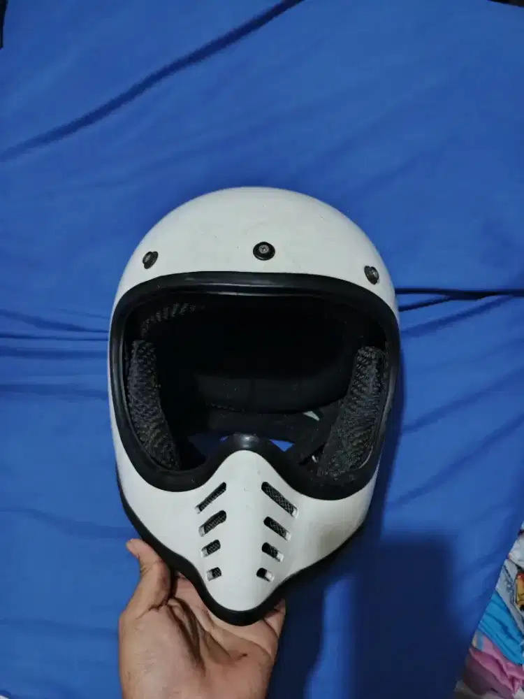 Helm chakil jual aja