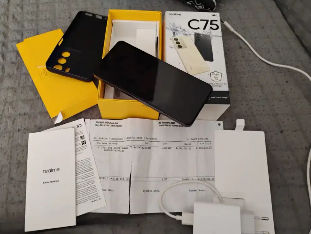 RealMe C75 Ram 8/256 Fullset + Nota