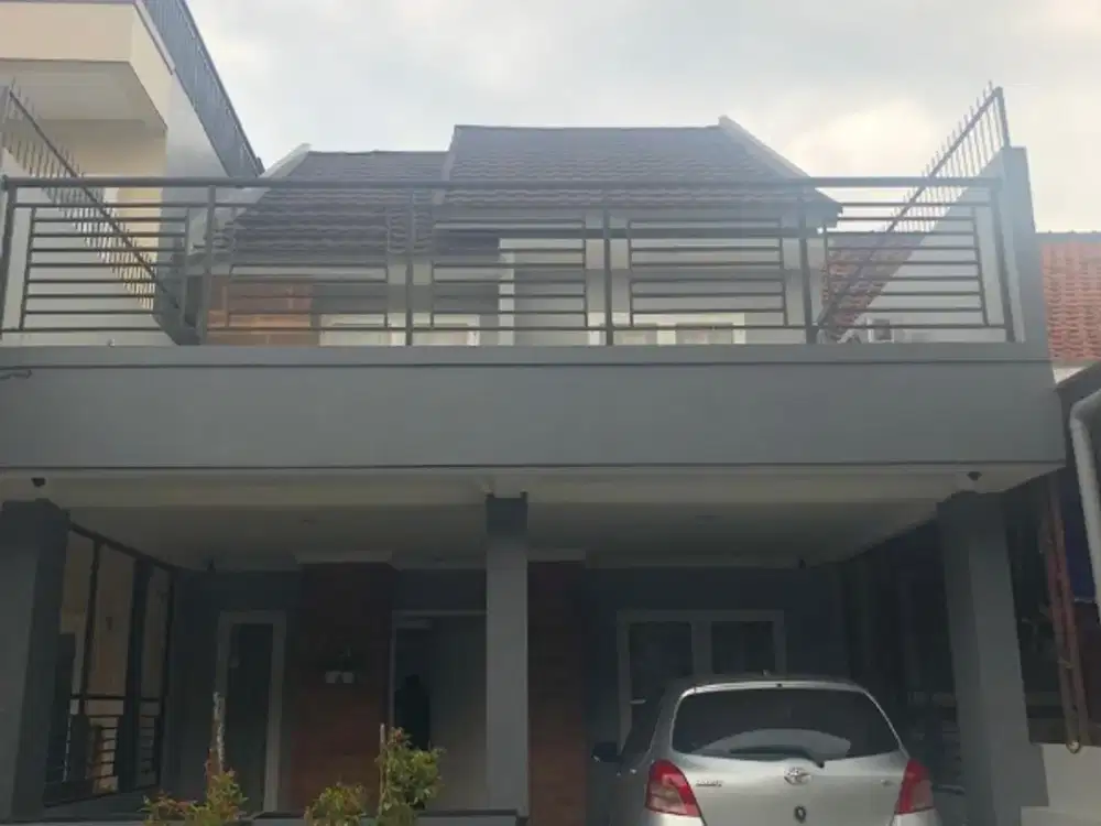 jual rumah hargs bagus di Sentul City. siap huni.