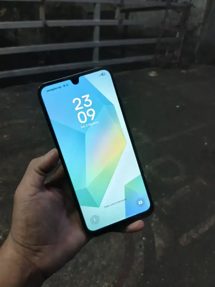 Samsung a16 8+8/128 nfc