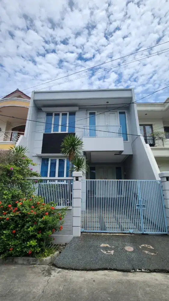 Dijual rumah 2.5 lt murah Grawisa jelambar baru