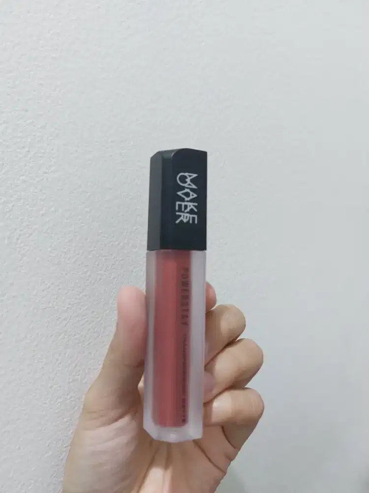 MAKE OVER Matte Lip Cream B05 Fired Up Powerstay Transferproof