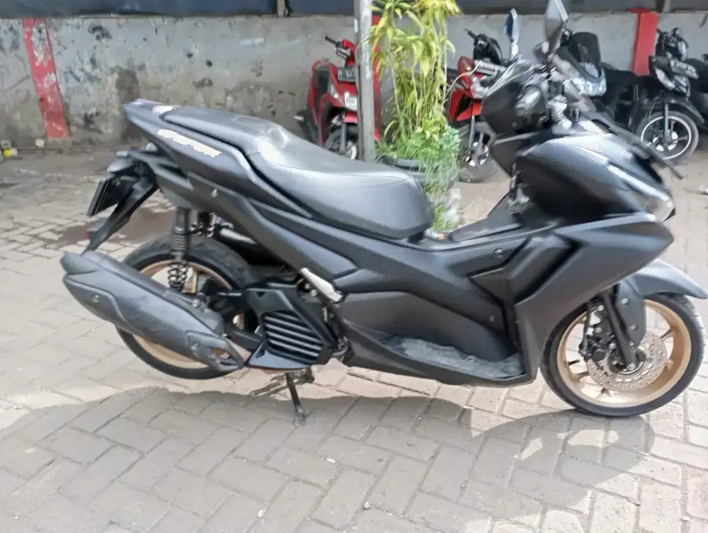 [PROMO OKT] Yamaha Aerox Tahun 2022 Surat Komplit
