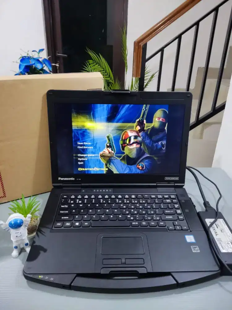 Panasonic THOUGHBOOK CF54-3 Core i7 RAM 16GB SSD Siap Pakai