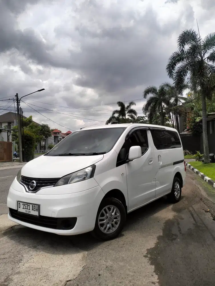 Nissan Evalia 2013 Bensin