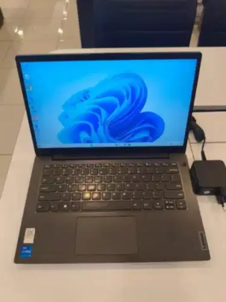 Lenovo V14 G3 IAP