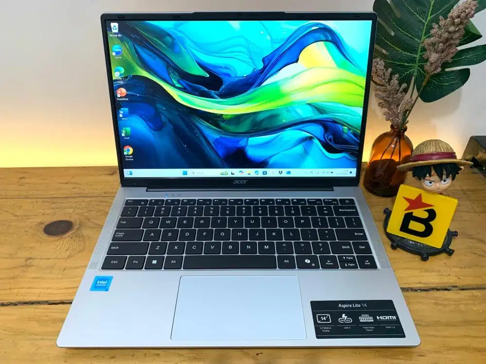 Laptop Like New Acer Aspire Lite 14 Intel N100 RAM 8 WUXGA Desain slim