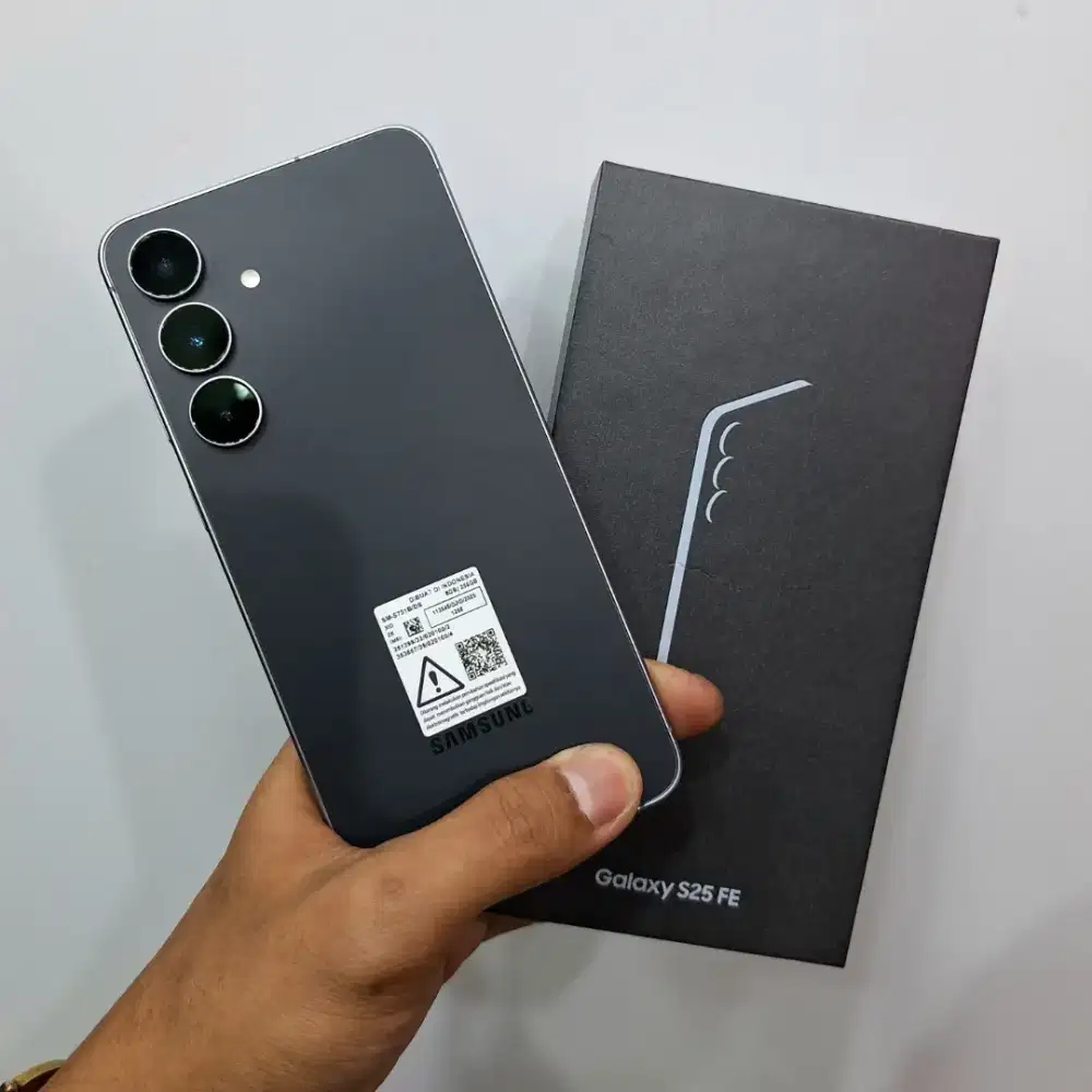 Samsung S25 FE 8/256gb, SEIN garansi on 2026