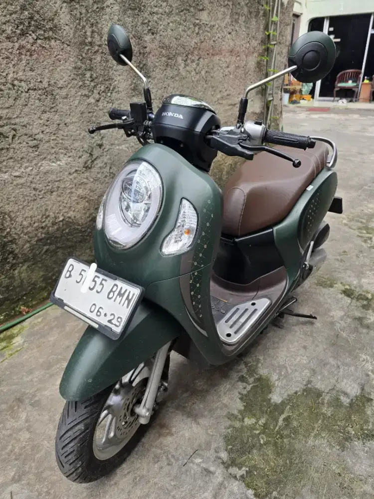Scoopy Prestige Keyless 2024