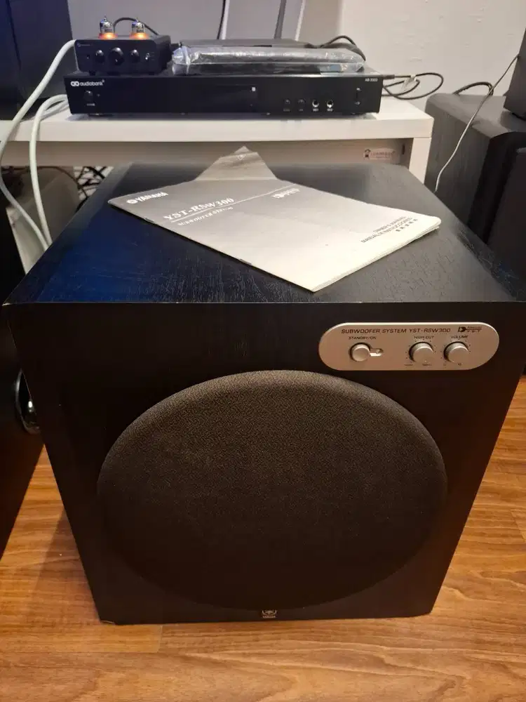 Subwoofer YAMAHA YST RSW300