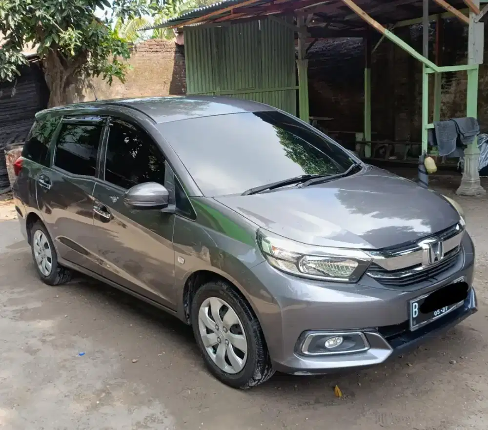 Mobilio type S manual 2017