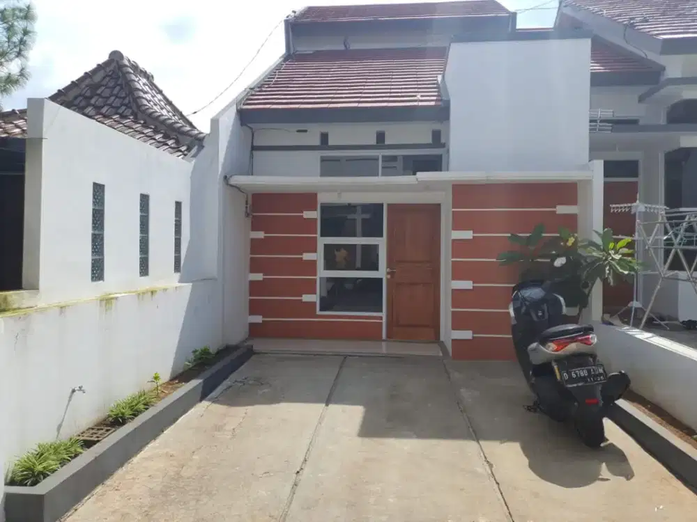 Lelang rumah cluster saung wisata cipadung bandung