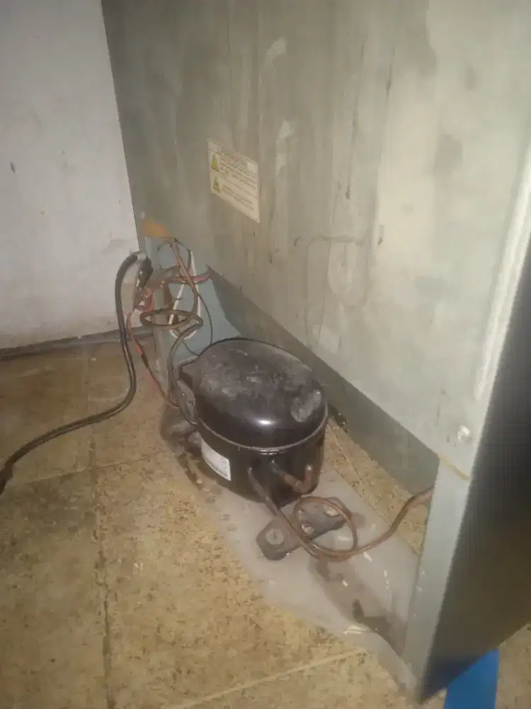 Kulkas 1 pintu merek sharp