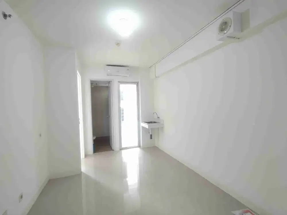 Sewa 2 kamar Unfurnished free ipl Apartemen Bassura city