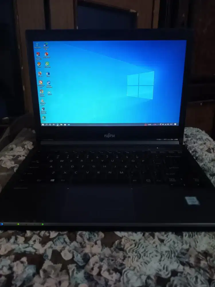 Laptop core i7 gen 6 Fujitsu lifebook e 736 made in japan