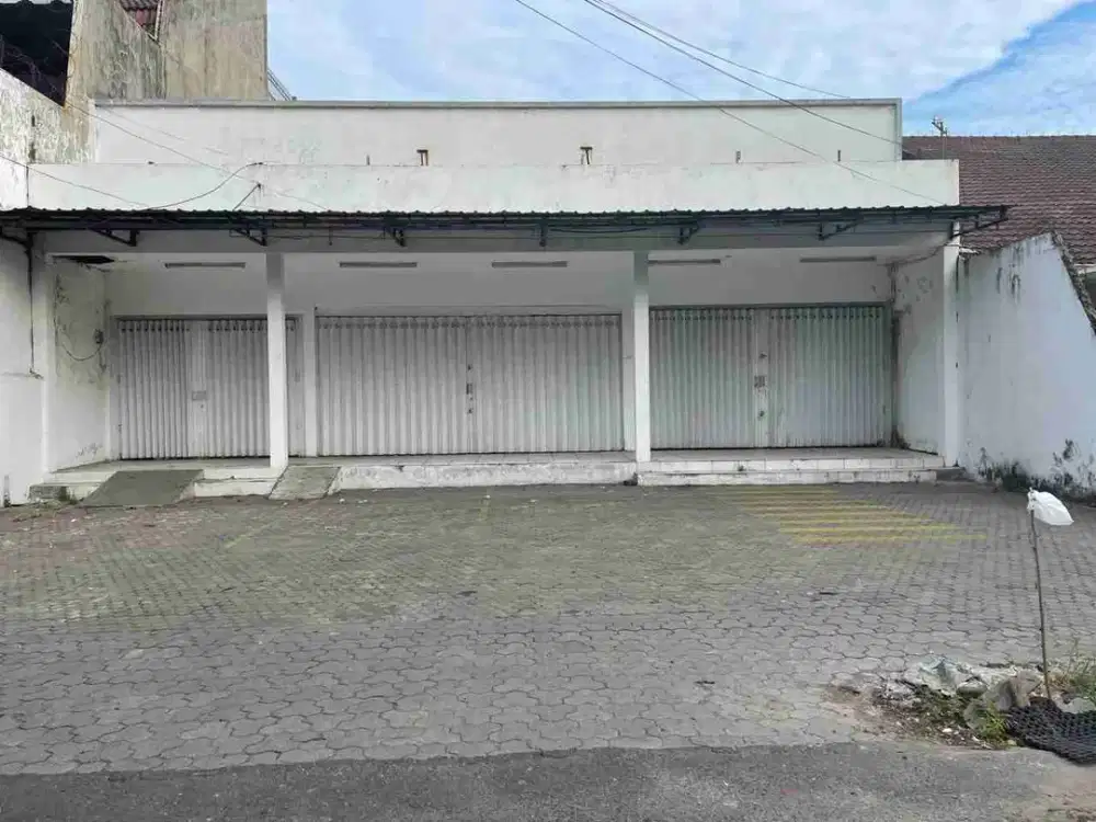 Disewakan Rumah Usaha Komersial Nol Jalan Raya Jemursari