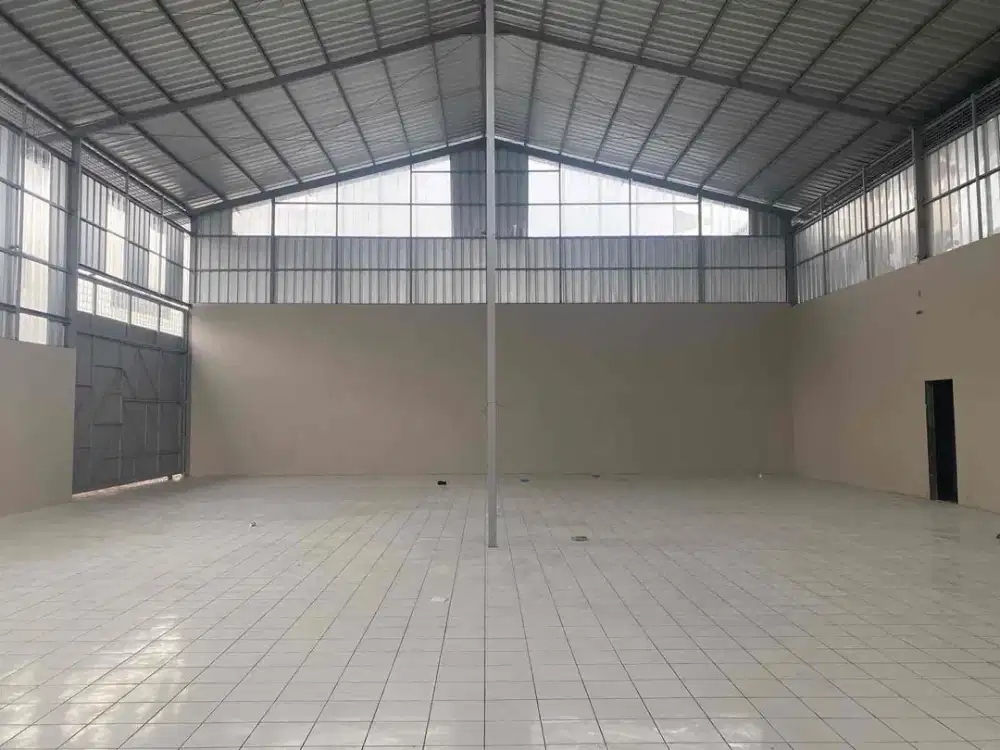 DISEWAKAN GUDANG BARU DI MOHAMAD TOHA