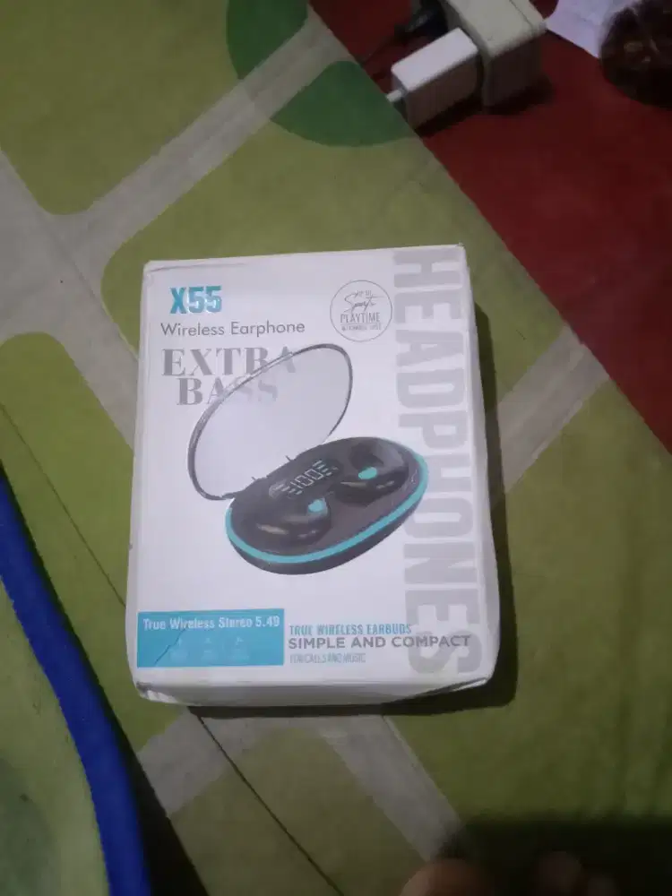 Di jual headset bluetooth merek tws
