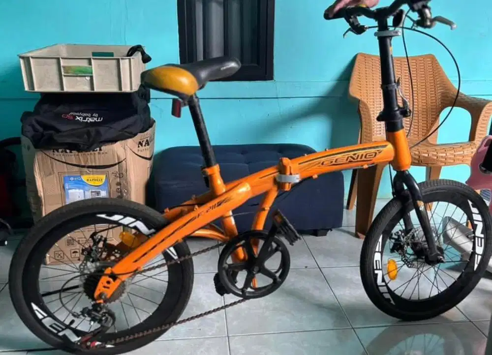 Sepeda lipat genio