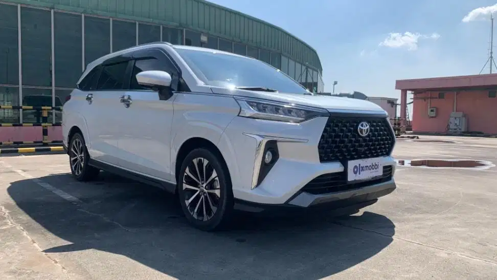 DP MURAH Toyota Avanza 1.5 Veloz Q Bensin-AT 2022 Putih CWIGB
