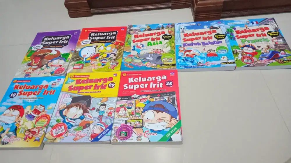 DIJUAL aneka buku Keluarga Super Irit, bisa nego