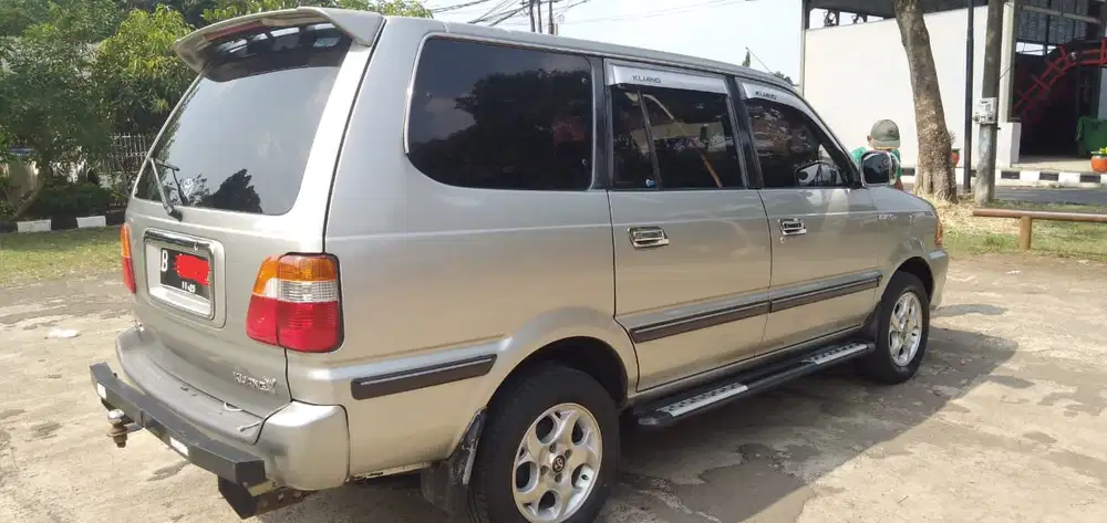 Toyota Kijang 2002 Bensin
