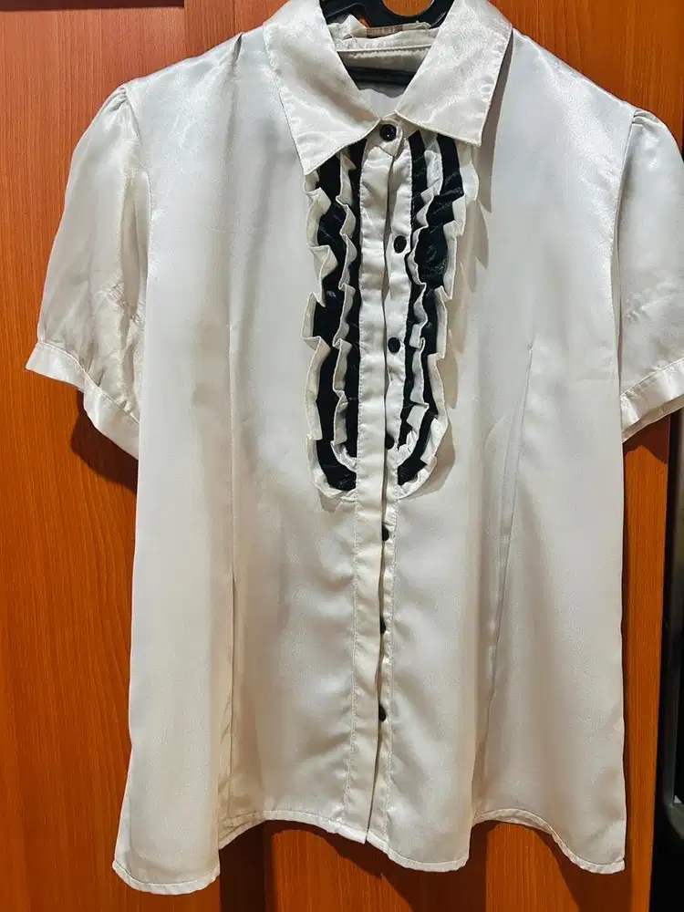 Blouse / Atasan Preloved