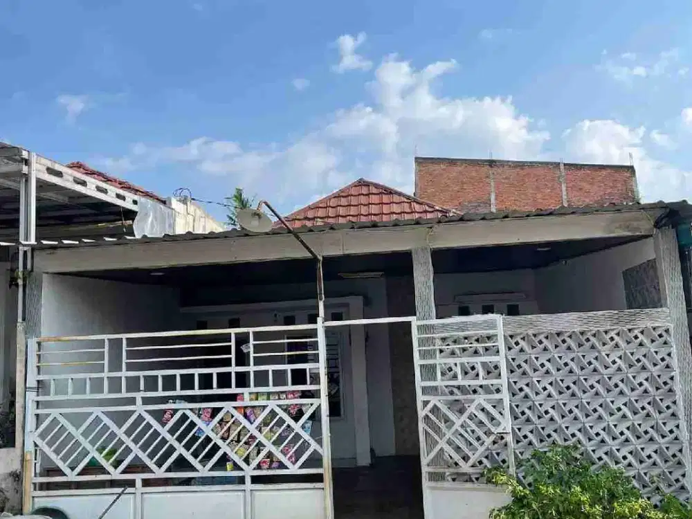 Rumah di Perum Grand Emerald Wonoplumbon Mijen dekat SMP 44