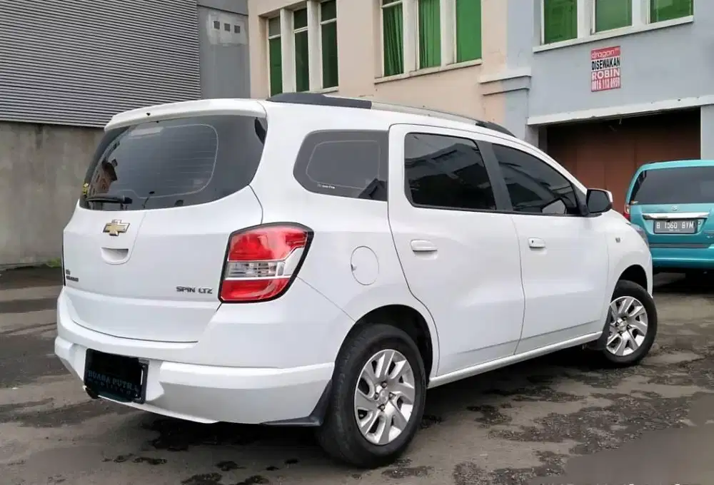 Chevy Spin LTZ 2013 A/T Putih