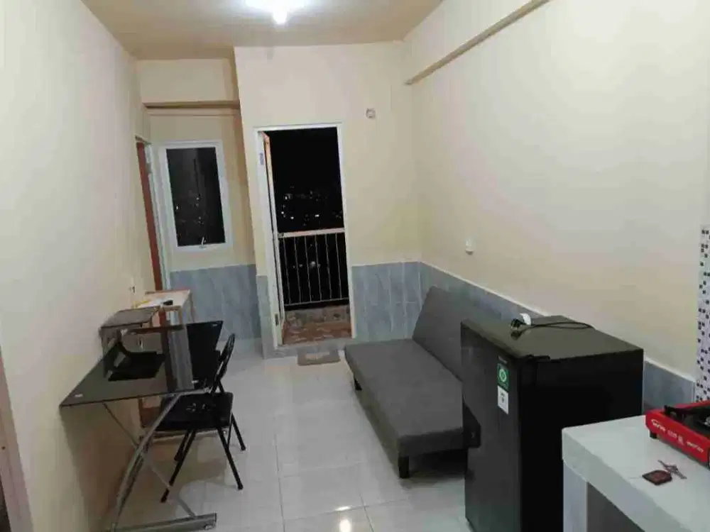 Murah Pol !! Puncak Dharmahusada 2 BR Harga 1 BR semi Furnish seberang Unair kampus C