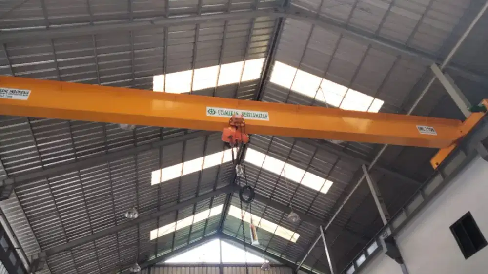 Pasang hoist crane industri