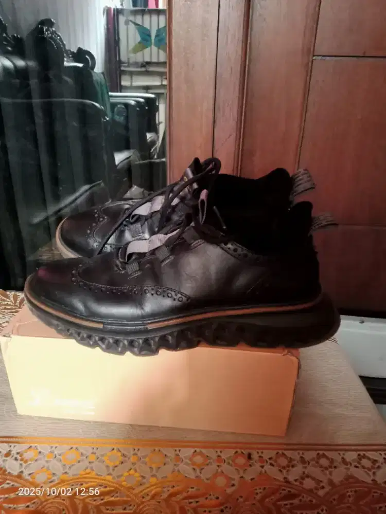 Sepatu pria Cole haan male 5 zerogrand