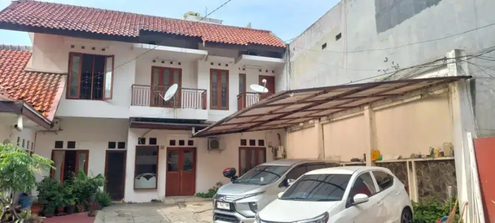 Disewakan Rumah Asri dan Strategis Cocok Untuk Kantor