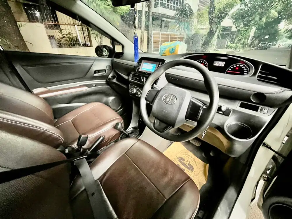 Toyota Sienta G 2016 A/T
