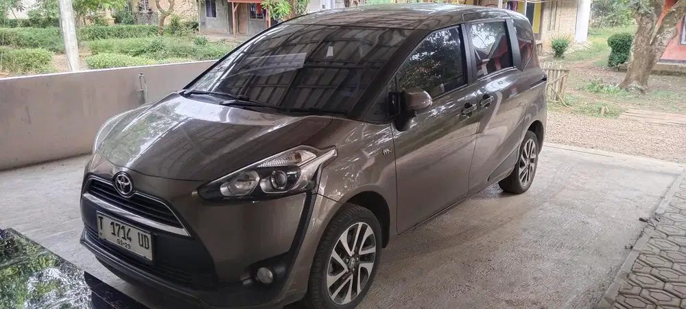 Toyota Sienta 2018 Bensin