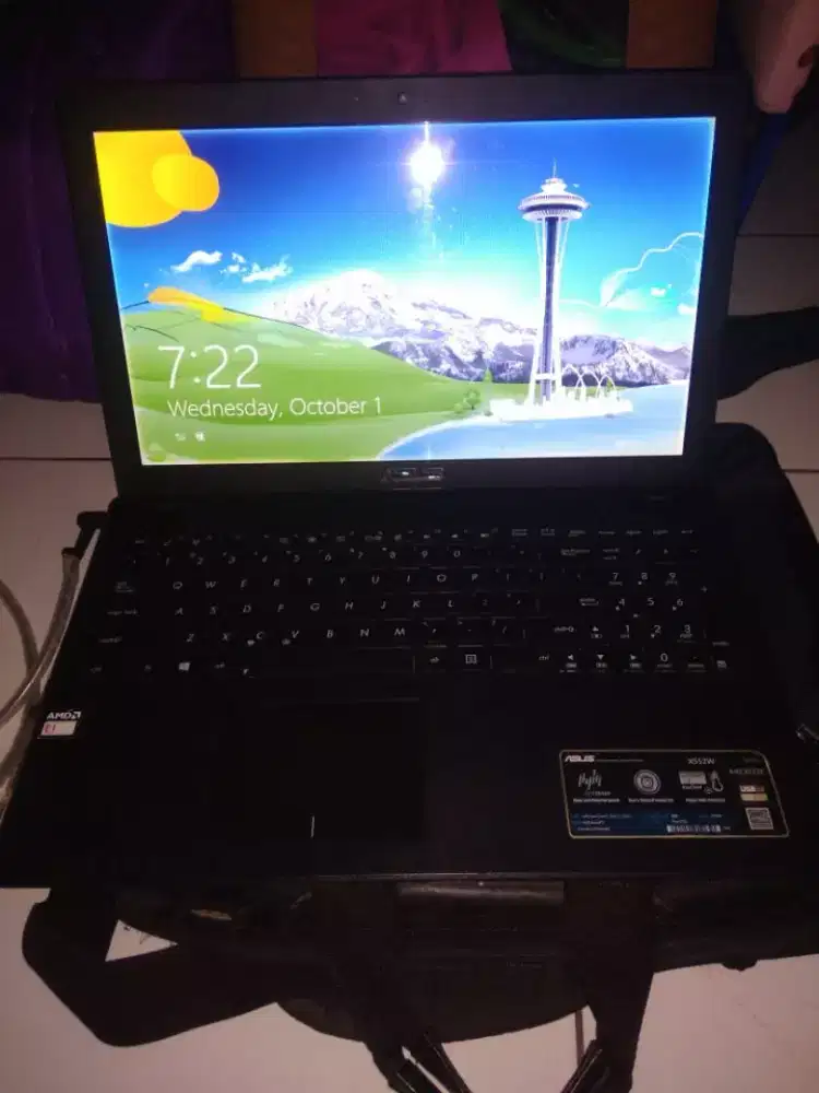 Laptop Asus X552W Ram 4GB / 500GB