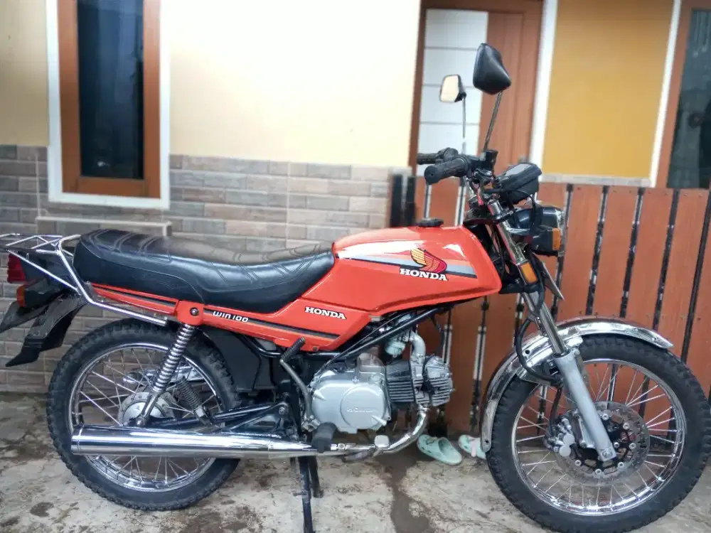 honda win 2005  warna orange