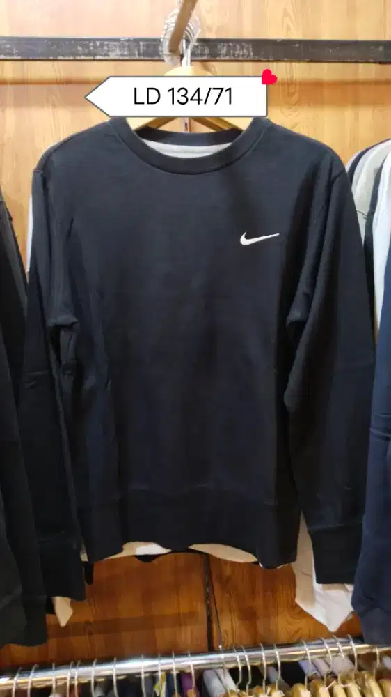 Cn nike warna hitam