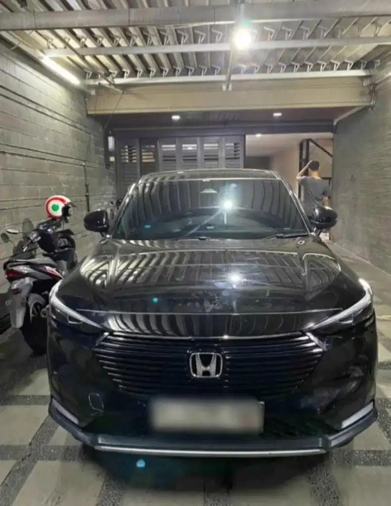 Honda HR-V Type SE 2023 A/T
KM 27rb KM
Pajak On Panjang