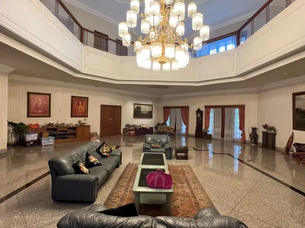 Dijual Rumah Mewah Hitung Tanah di Bukit Golf Pondok Indah, Jakarta Selatan