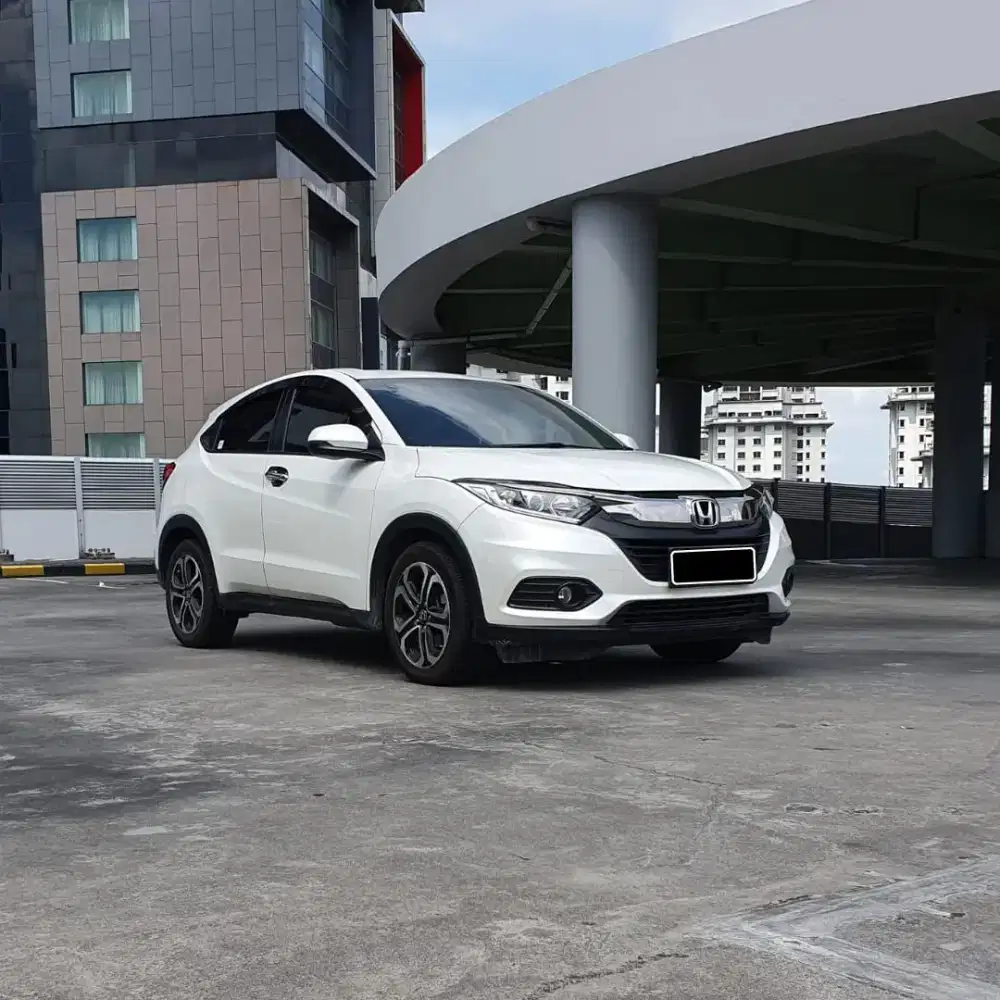 ‼️DP 5 JT‼️HONDA HRV E FACELIFT AT MOBIL TERAWAT & SIAP PAKAI.