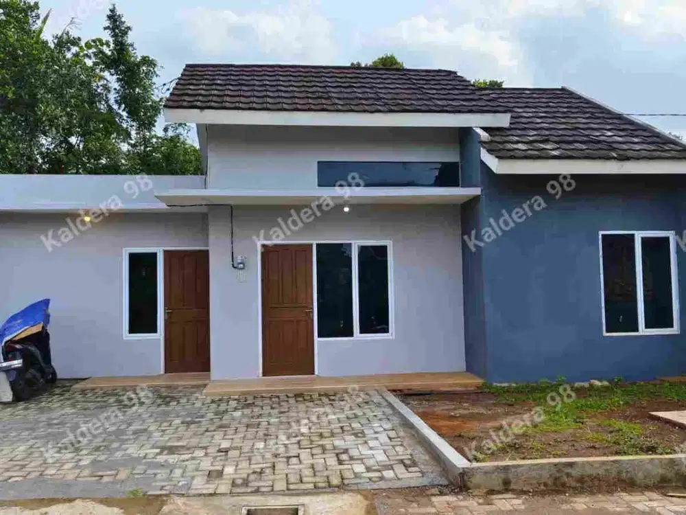 Rumah 50 meter Dari Jalan Raya, 1 menit Dari RS Cepoko gunungpati
