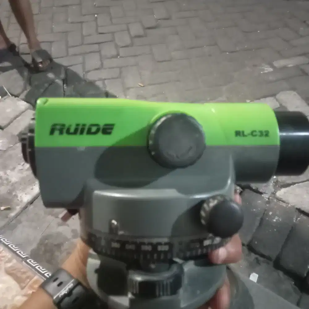teodilite merk ruide tipe RL-c32